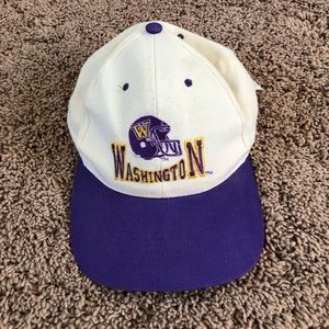 🔥 Vintage Washington Huskies Football SnapBack 🔥